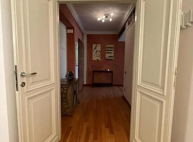 Vatican Bright Flat Apartment